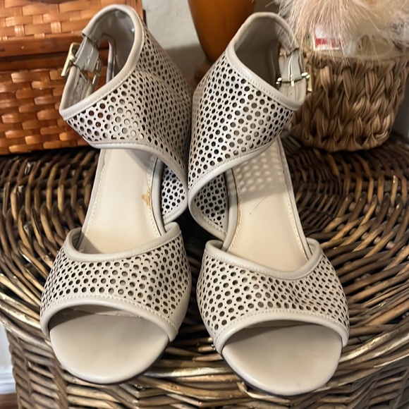 Tan Wedge Peep Toe Sandals/ Size 10 / 3 inch / Cato - Picture 5 of 8